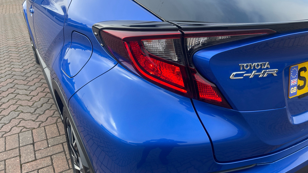 Toyota C-Hr Design  #33