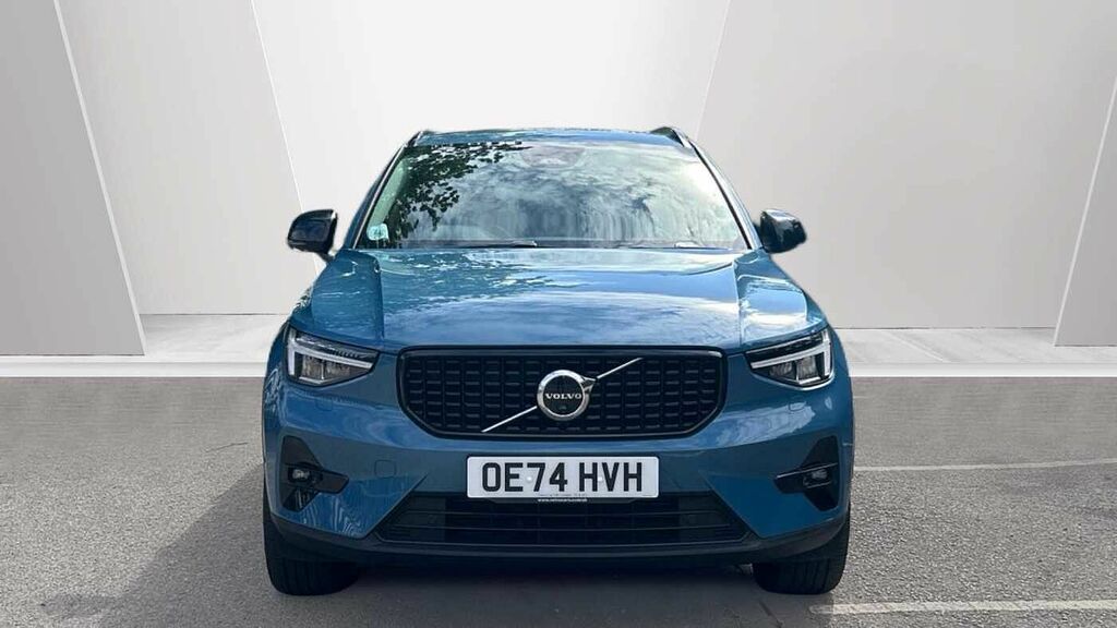 Volvo XC40 Plus, B3 Mild Hybrid, Dark Black #8