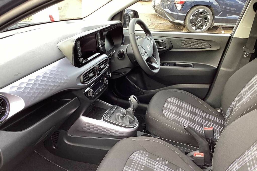 Hyundai I10 1.0 63 Premium Nav Grey #2