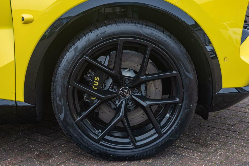 Lotus Eletre 112Kwh R 4Wd Dual Motor Black #24