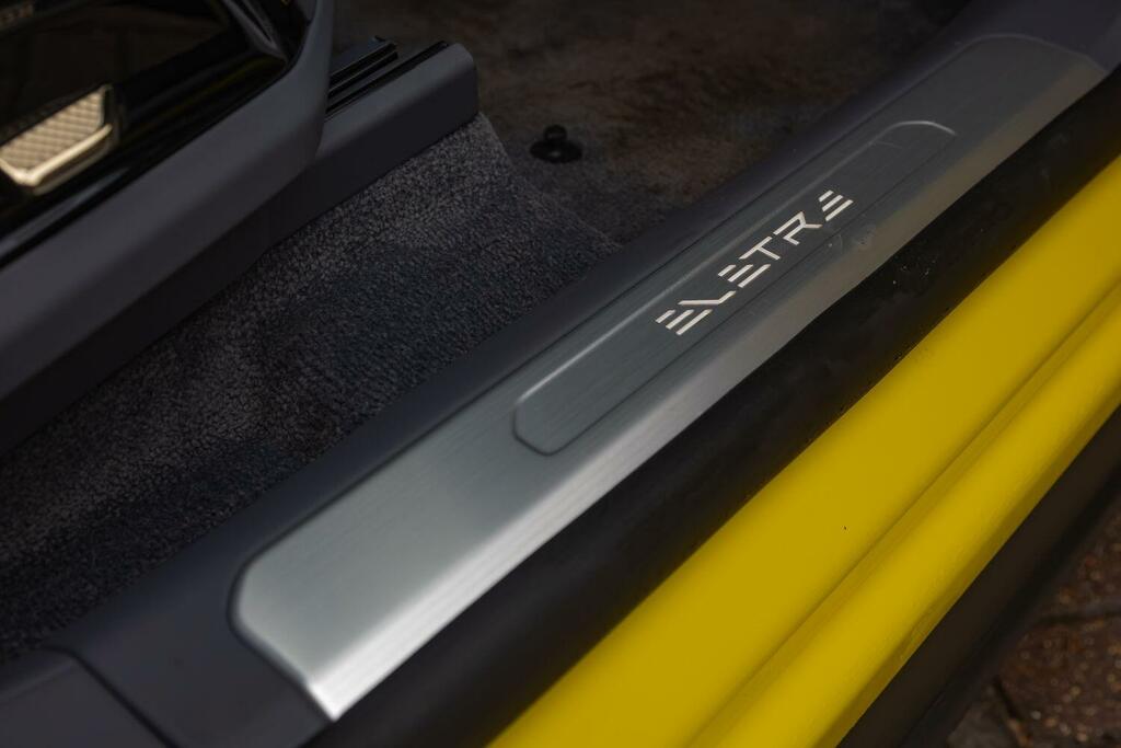 Lotus Eletre 112Kwh R 4Wd Dual Motor Black #35