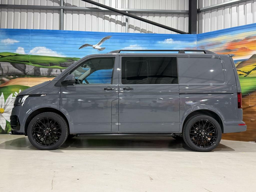Volkswagen Transporter T6.1 2.0 Tdi Factory Kombi 150 Bhp MD22MXZ Grey #3