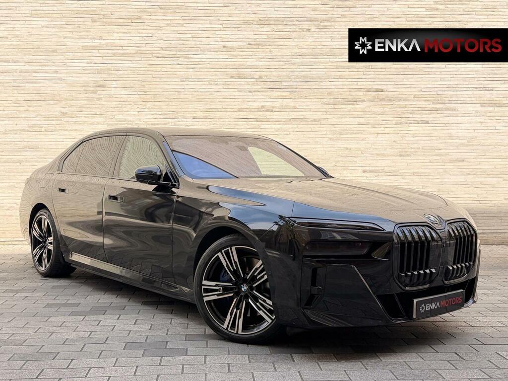 BMW i7 Saloon Black #3
