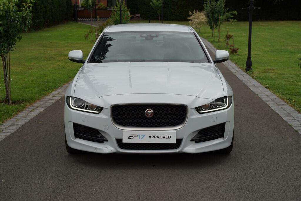 Jaguar XE R-sport White #2
