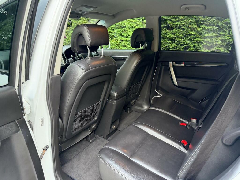 Chevrolet Captiva Lt Black #12
