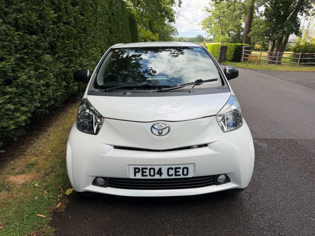 Toyota IQ 1.0 Vvt-i 2 Multidrive Euro 5 White #4