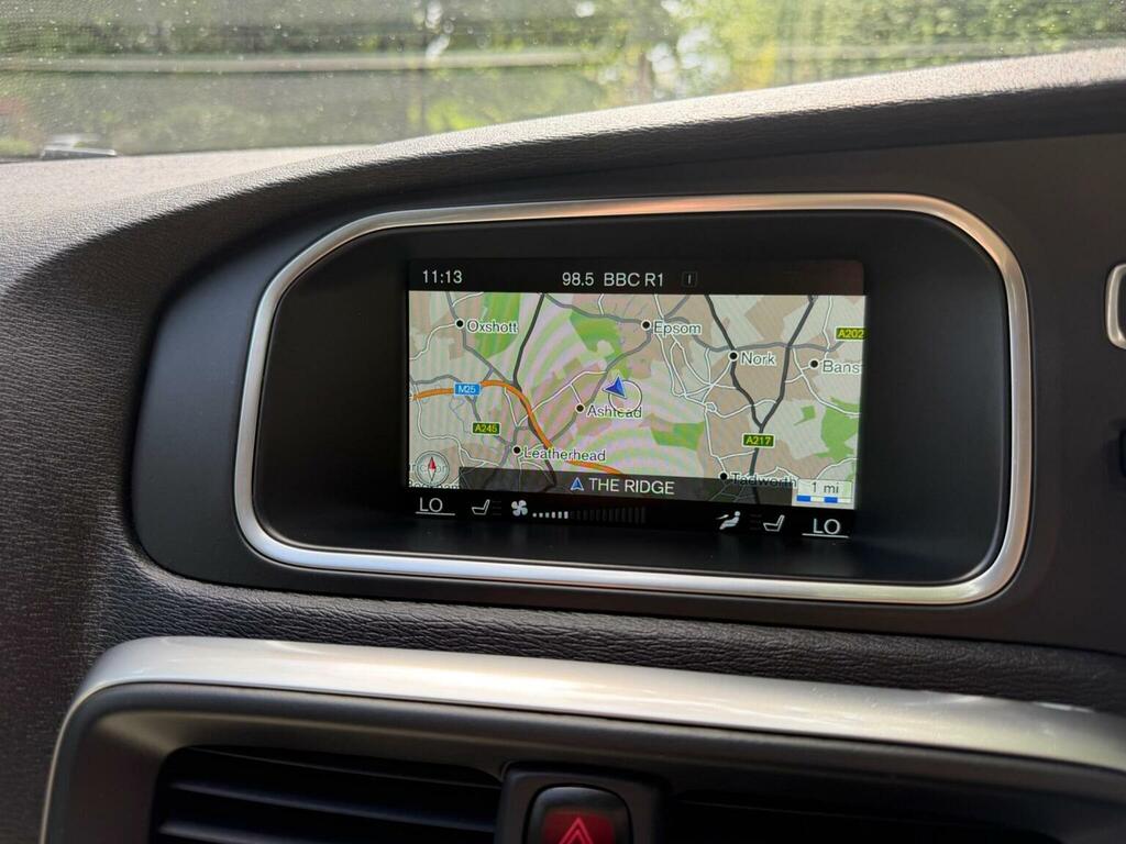 Volvo V40 2.0 T3 Se Lux Nav Euro 6 Ss Blue #3