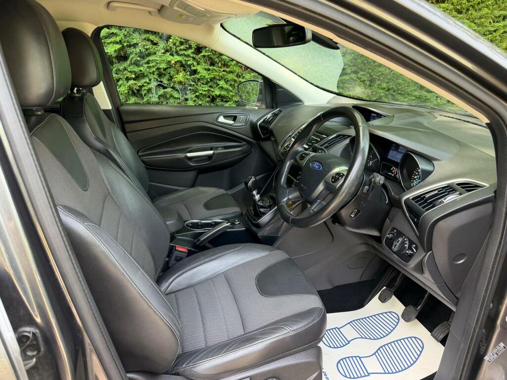 Ford Kuga 2.0 Tdci Titanium 2Wd Euro 6 Ss Grey #2