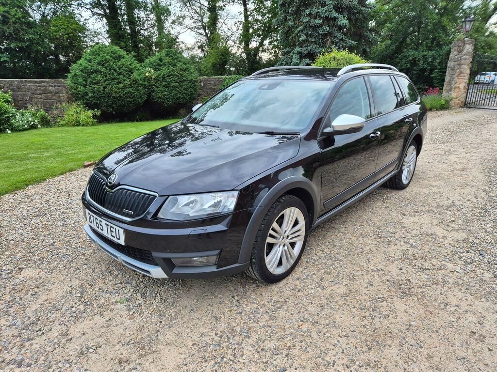Skoda Octavia 2.0 Tdi Scout 4Wd Euro 6 Ss Black