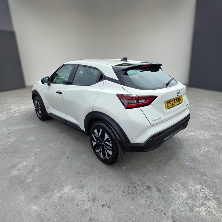 Nissan Juke 1.6 Hev Hybrid Acenta Premium 24 Reg DS24KNV White #4