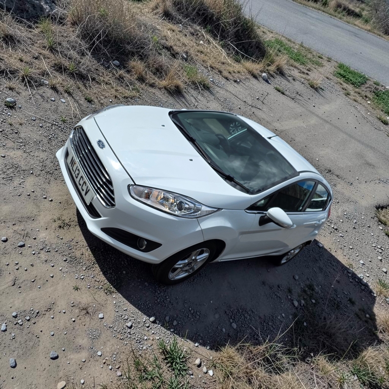 Ford Fiesta 1.25 Zetec 13 Reg NL13CCV White #6