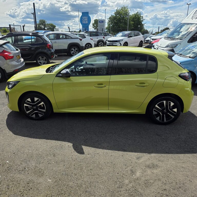 Peugeot 208 Hatchback #9