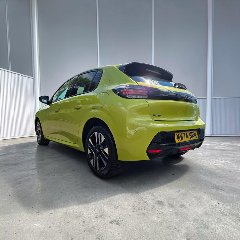 Peugeot 208 Hatchback #7