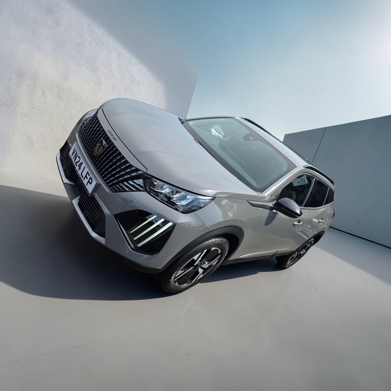 Peugeot 2008 Allure Edition 1.2 Turbo Suv 24 Reg Grey #5