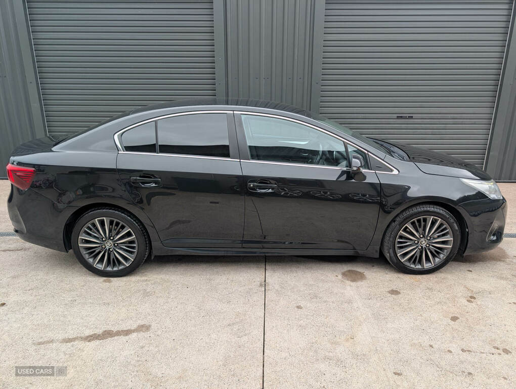 Toyota Avensis 2.0D Design Black #3