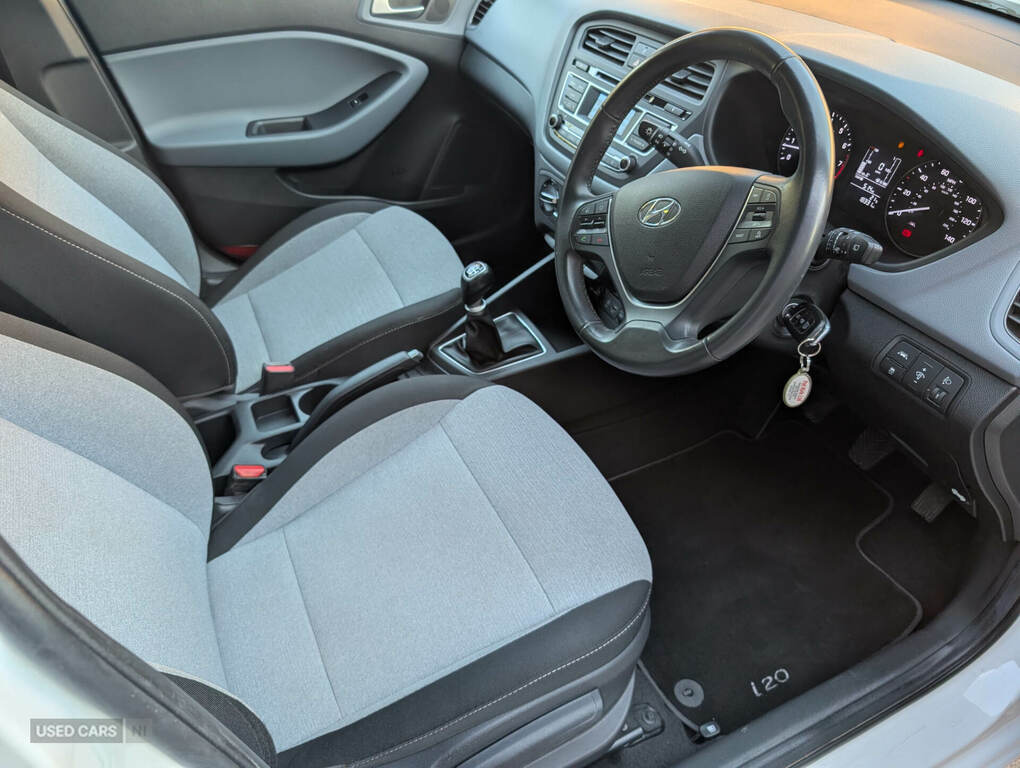 Hyundai I20 Active Grey #14