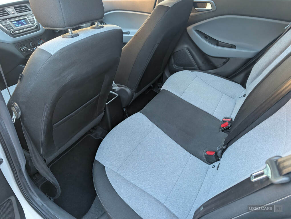 Hyundai I20 Active Grey #12