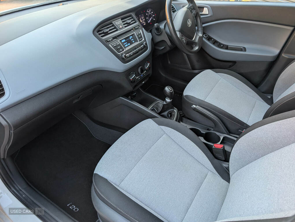 Hyundai I20 Active Grey #10