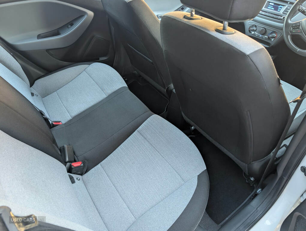 Hyundai I20 Active Grey #11