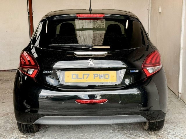 Peugeot 208 2017 1.2 Puretech Black Edition Hatchback Petr Black #5
