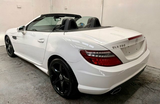 Mercedes-Benz SLK 2014 2.1 Slk250 Cdi Amg Sport Convertible Dies White #3