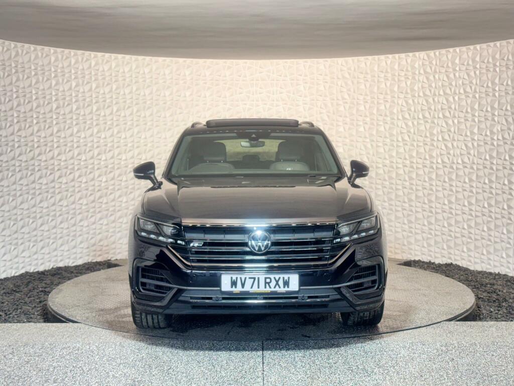 Volkswagen Touareg 3.0 Tsi V6 Black Edition Tiptronic 4Motion Euro 6 WV71RXW Black #4