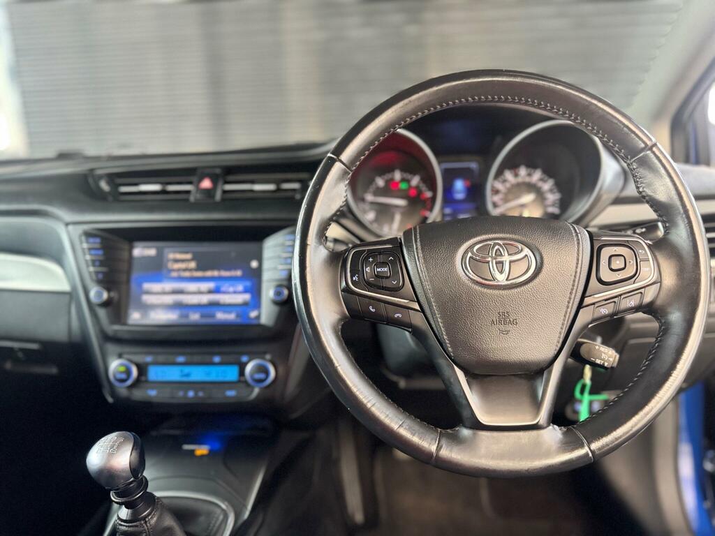 Toyota Avensis Business Edition 1.8 Valvematic Cvt Grey #30