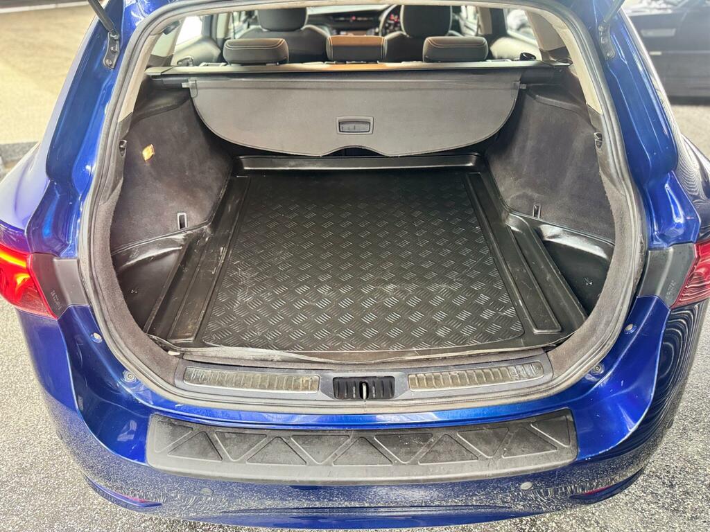 Toyota Avensis Business Edition 1.8 Valvematic Cvt Grey #23