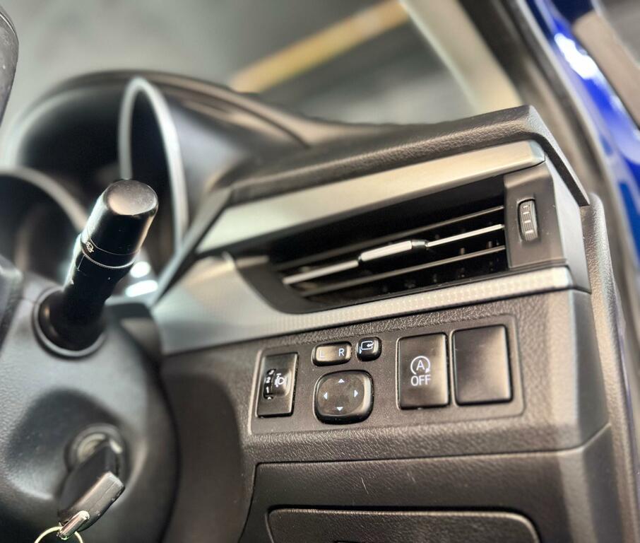 Toyota Avensis Business Edition 1.8 Valvematic Cvt Grey #29
