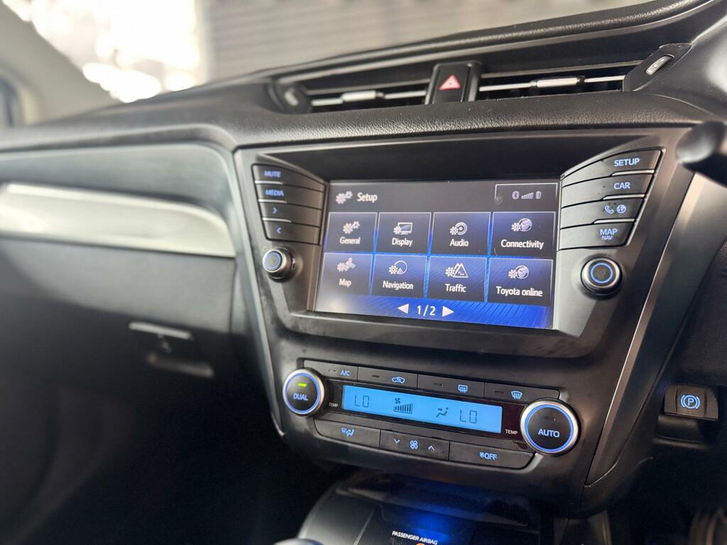 Toyota Avensis Business Edition 1.8 Valvematic Cvt Grey #35