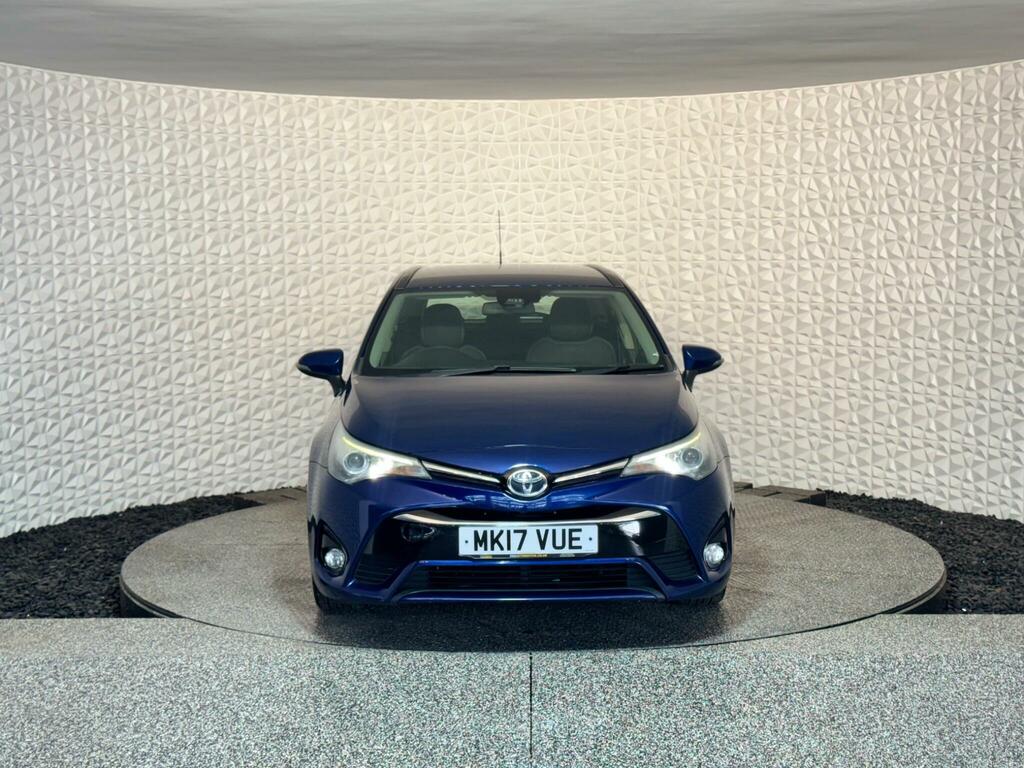 Toyota Avensis 1.6 D-4d Business Edition Touring Sports Euro 6 S Blue #3