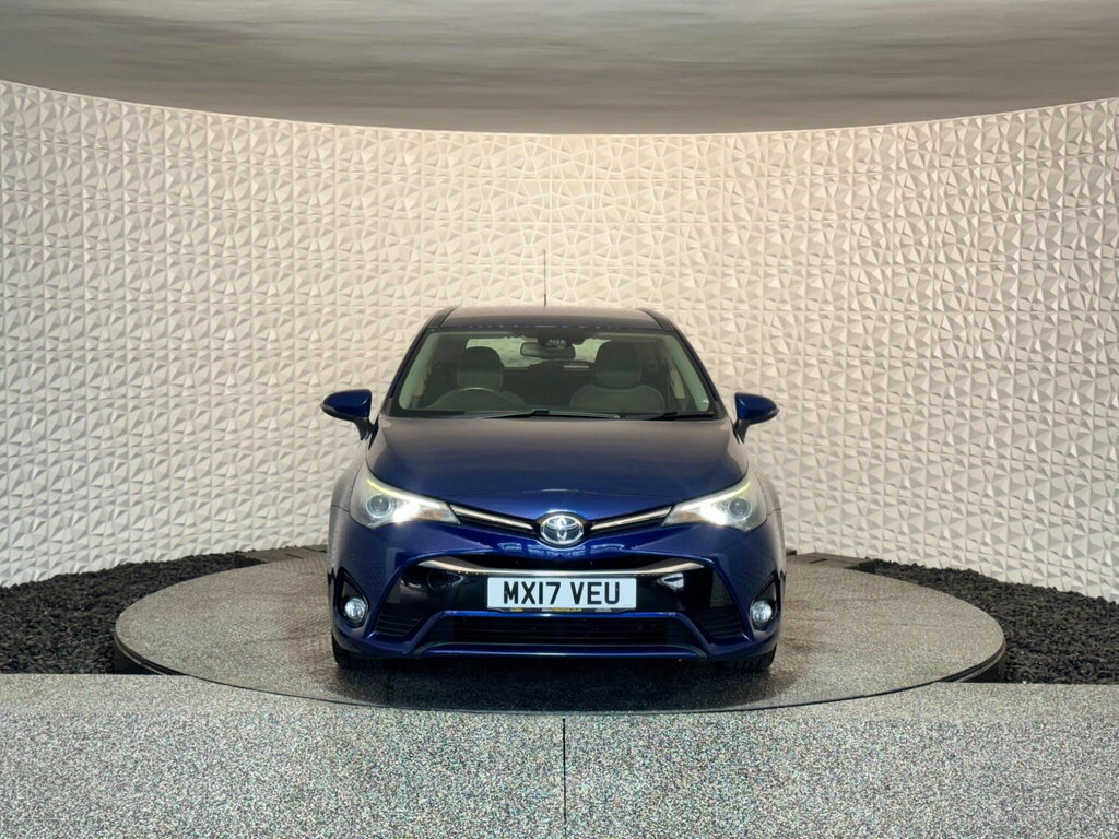 Toyota Avensis 1.6 D-4d Business Edition Touring Sports Euro 6 S Blue #3