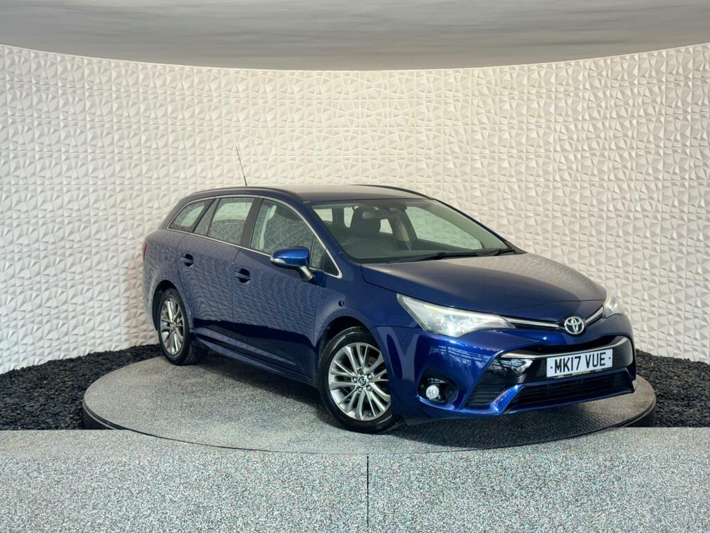 Toyota Avensis 1.6 D-4d Business Edition Touring Sports Euro 6 S Blue