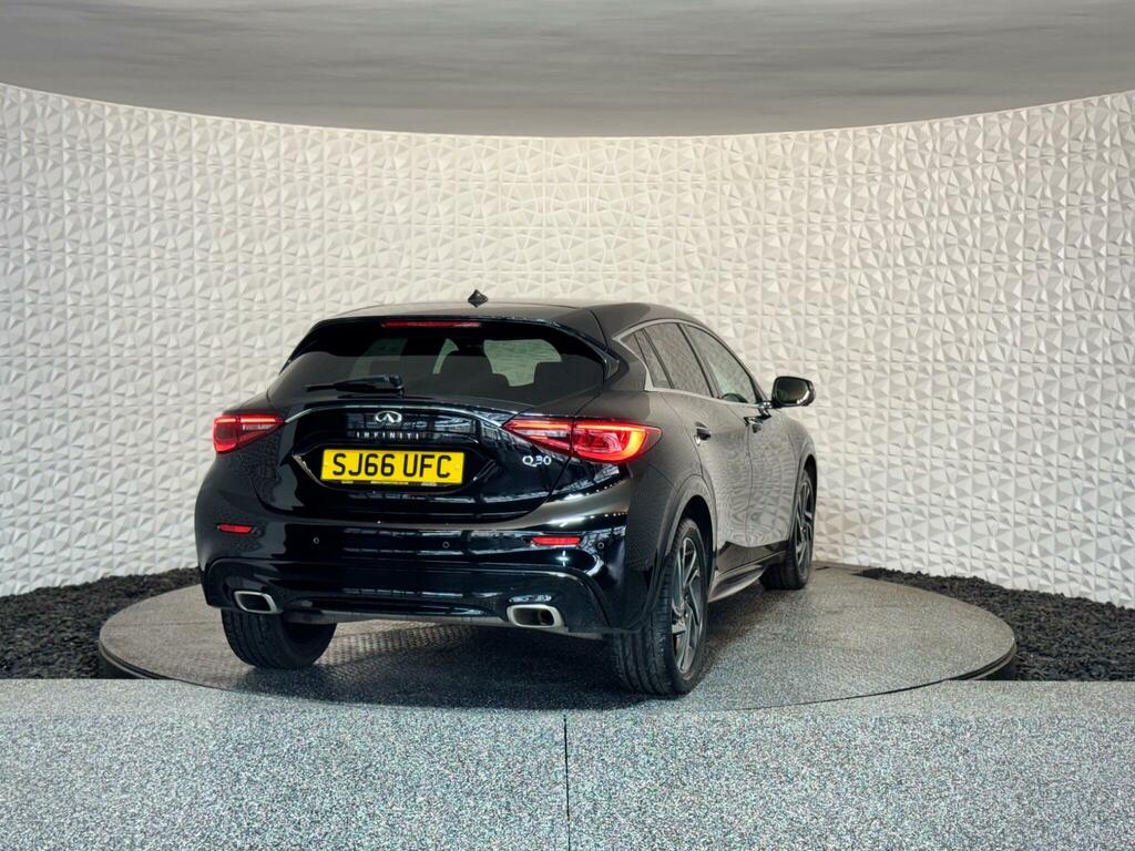 Infiniti Q30  Grey #12