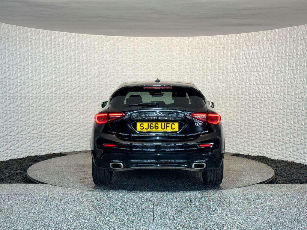 Infiniti Q30  Grey #13
