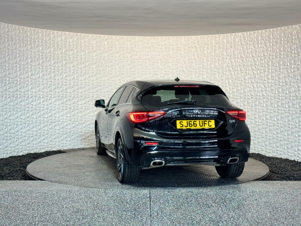 Infiniti Q30  Grey #14