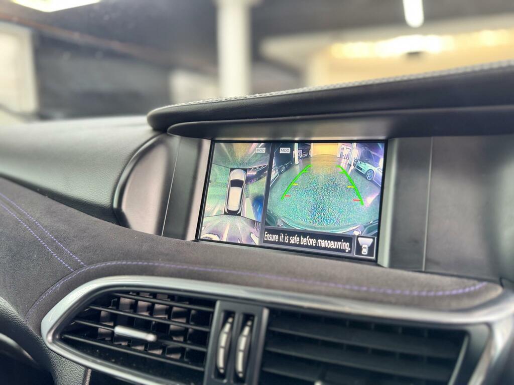 Infiniti Q30  Grey #37
