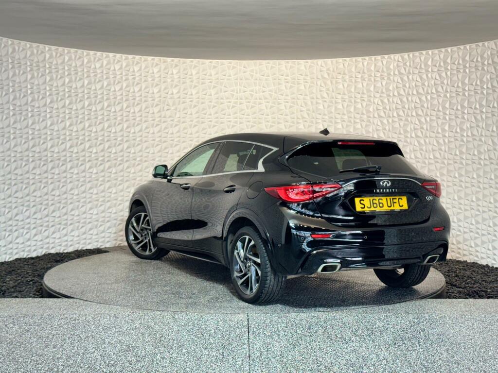 Infiniti Q30 1.5D Premium Euro 6 Ss SJ66UFC Black #2