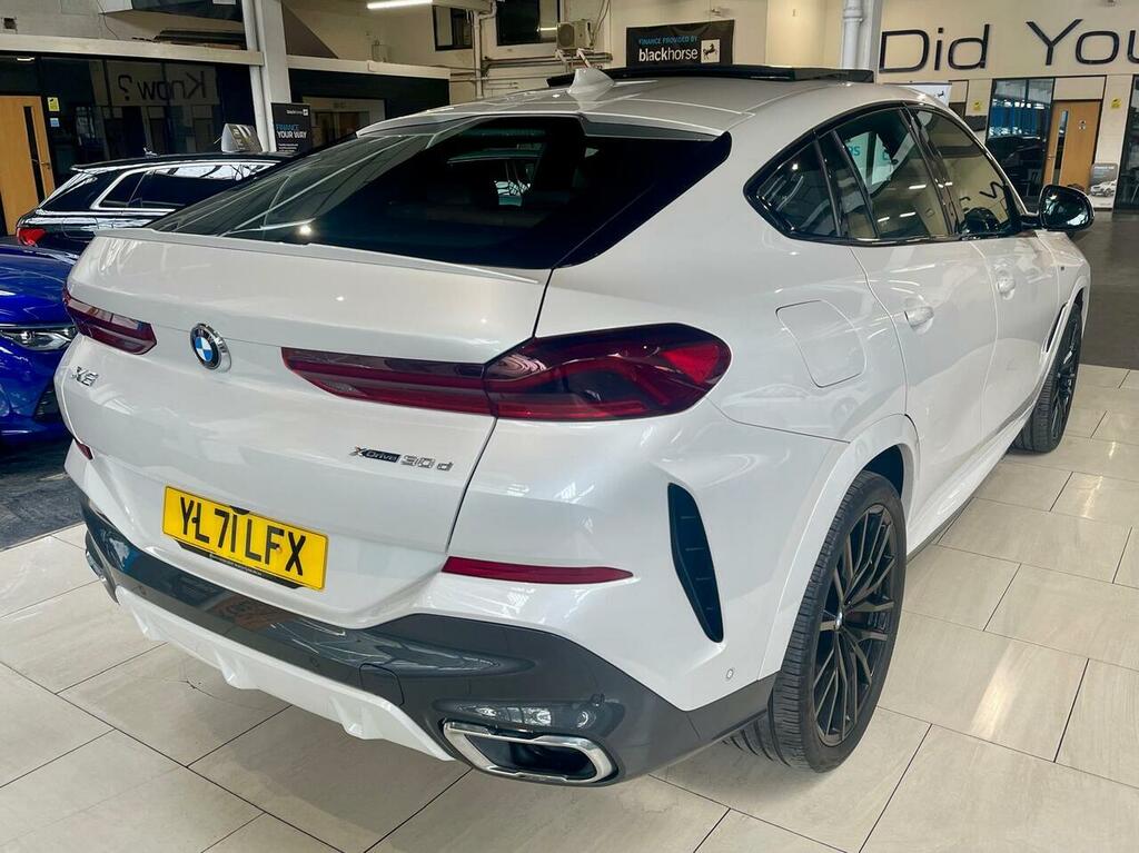 BMW X6 30D Mht M Sport White #5