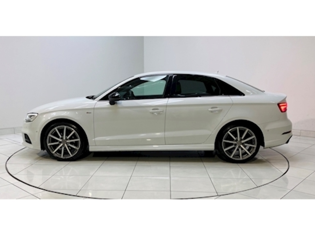 Audi A3 Tdi Black Edition White #3
