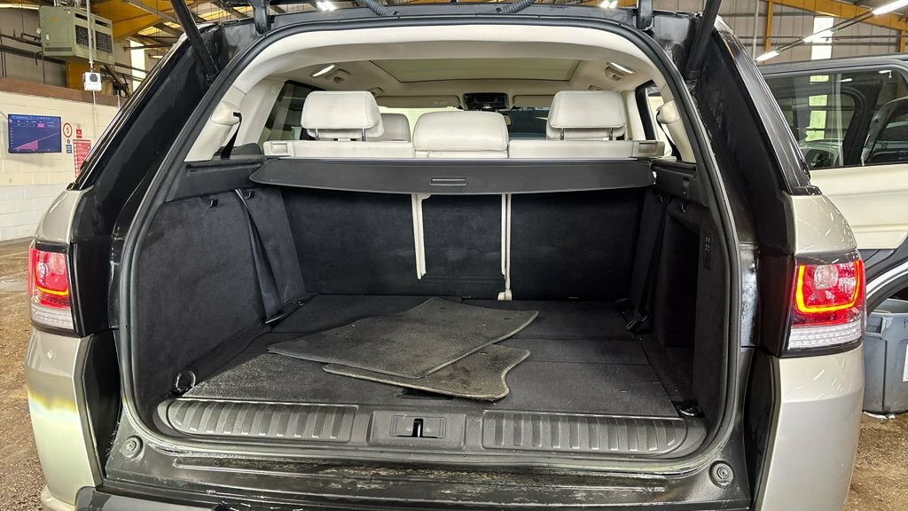 Land Rover Range Rover Sport 3L Hse Gold #6