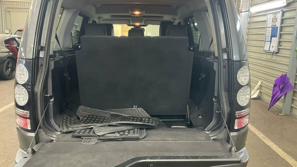 Land Rover Discovery 4 Suv Black #9