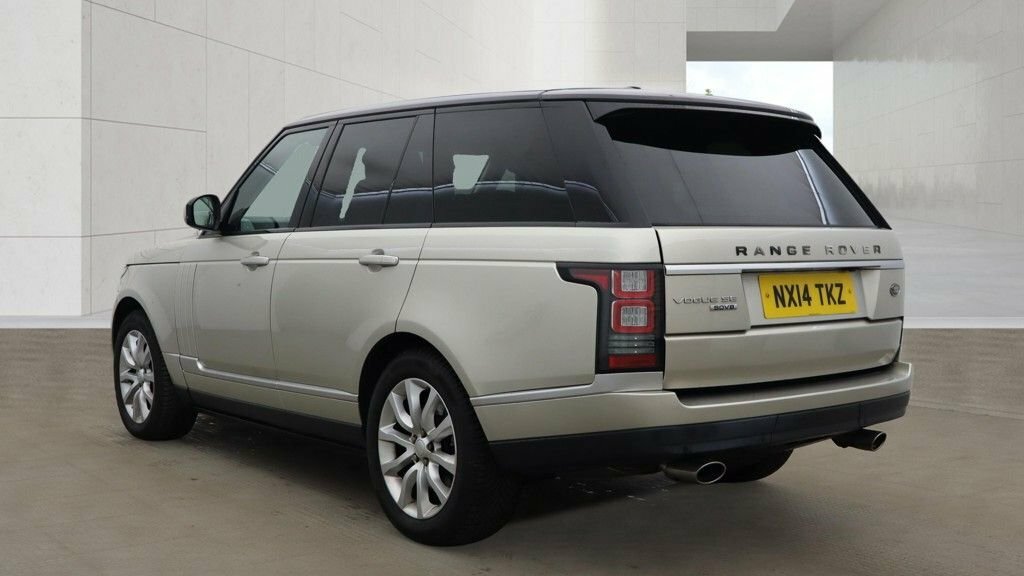 Land Rover Range Rover 4.4L Vogue Se Gold #3