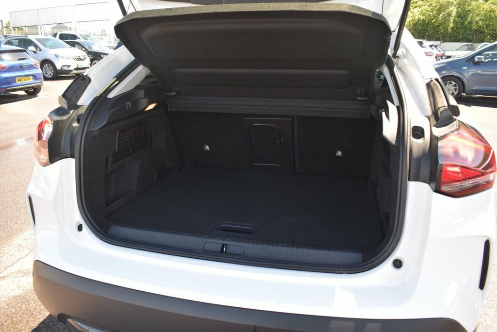 Citroen C4 1.2 Puretech 130 Max Eat8 2024 White #21