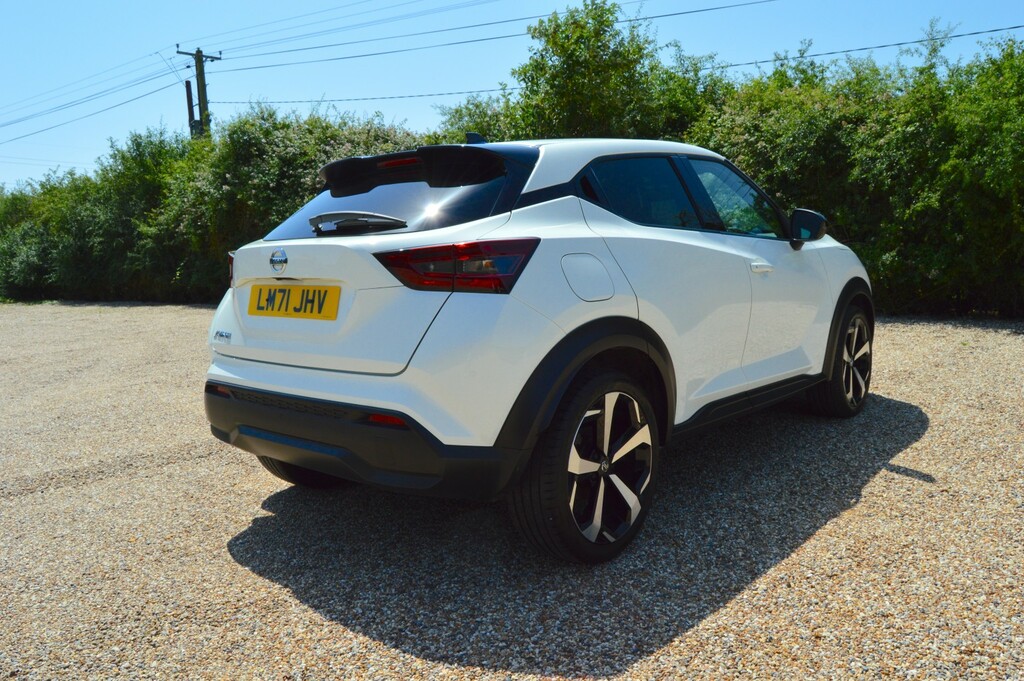 Nissan Juke Hatchback 202171 LM71JHV White #4