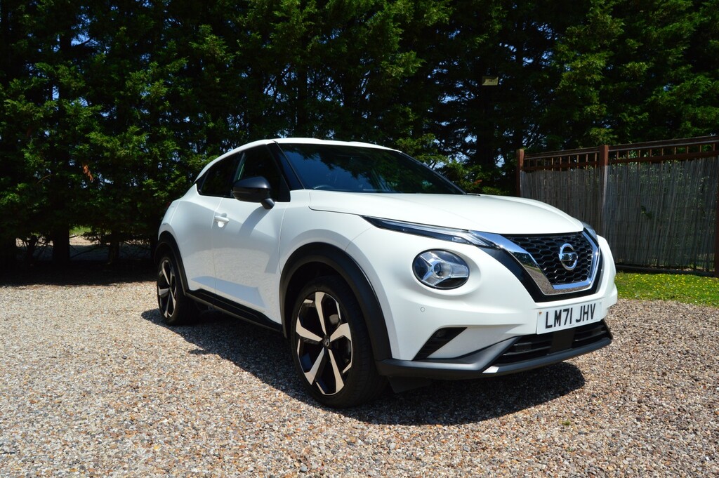Nissan Juke Hatchback 202171 White