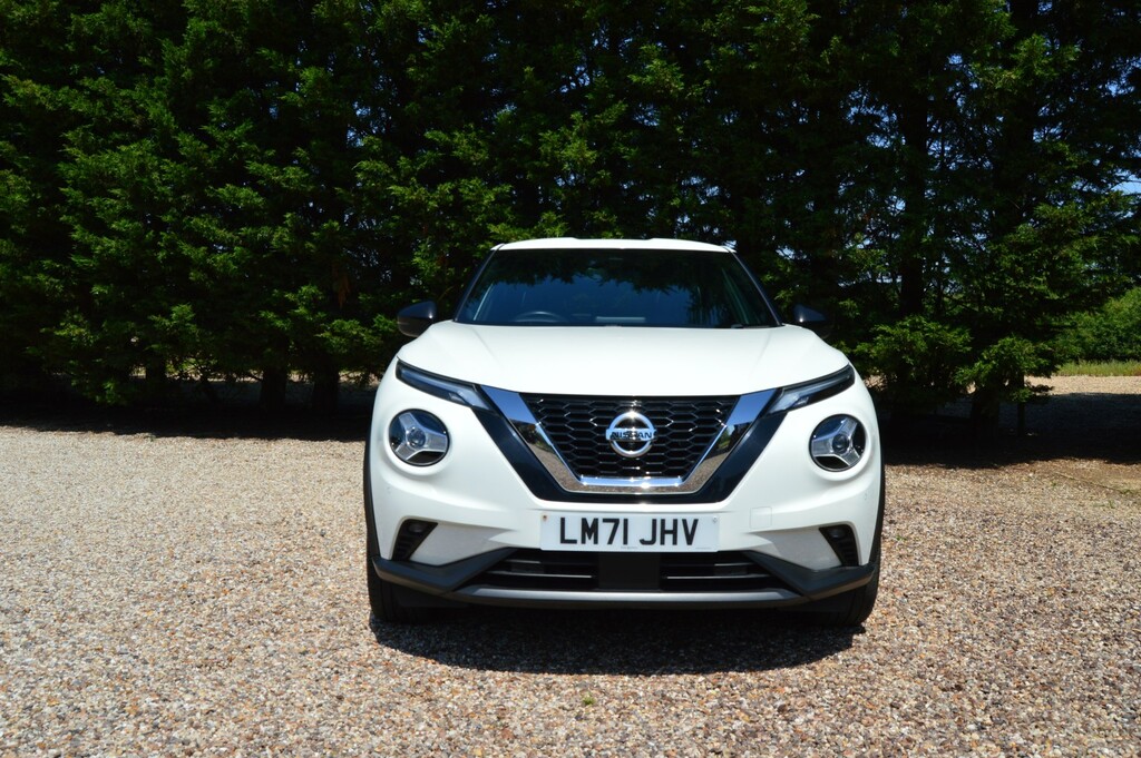 Nissan Juke Hatchback 202171 LM71JHV White #3