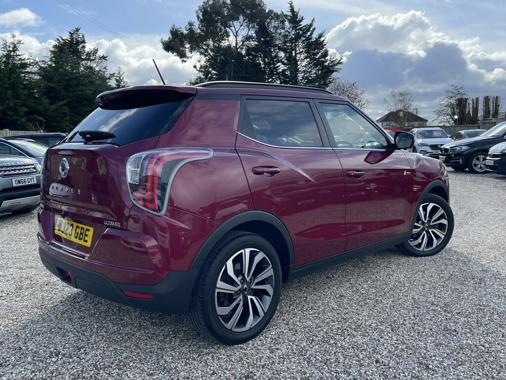 SsangYong Tivoli Suv 1.5 P Ultimate Nav 202323 Red #4