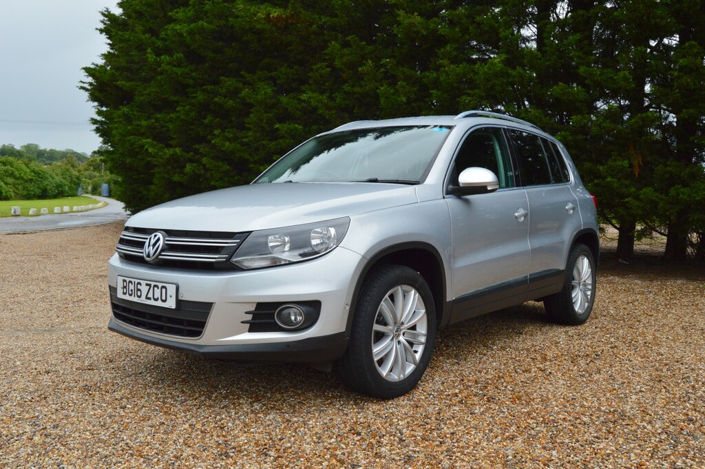 Volkswagen Tiguan Suv 2.0 Tdi Bluemotion Tech Match Edition 201616 BG16ZCO Silver #2