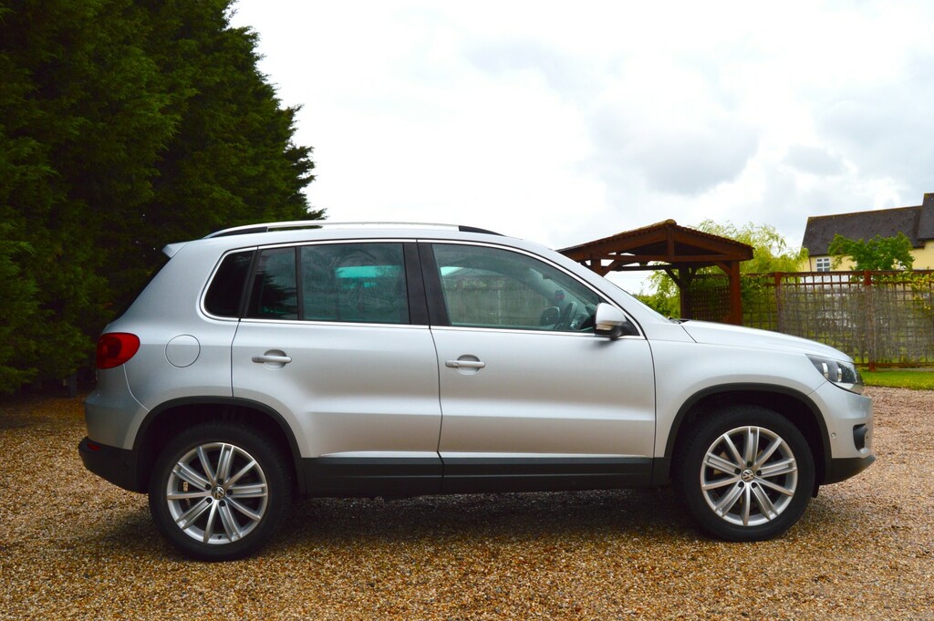 Volkswagen Tiguan Suv 2.0 Tdi Bluemotion Tech Match Edition 201616 BG16ZCO Silver #4